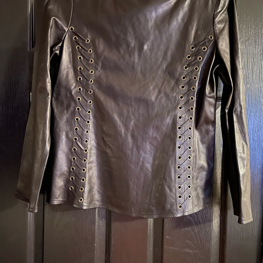 Leather Top - Picture 2 of 3